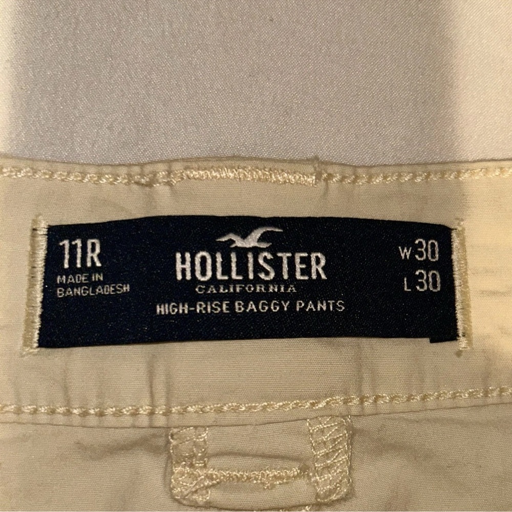 Hollister Women's High Rise Baggy Pants W30 L30 Beige Khaki Cargo Pockets NWOT